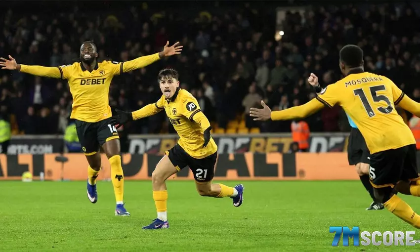 ล์ฟส์ เปิดบ้านบด แอสตัน วิลล่า 2-0